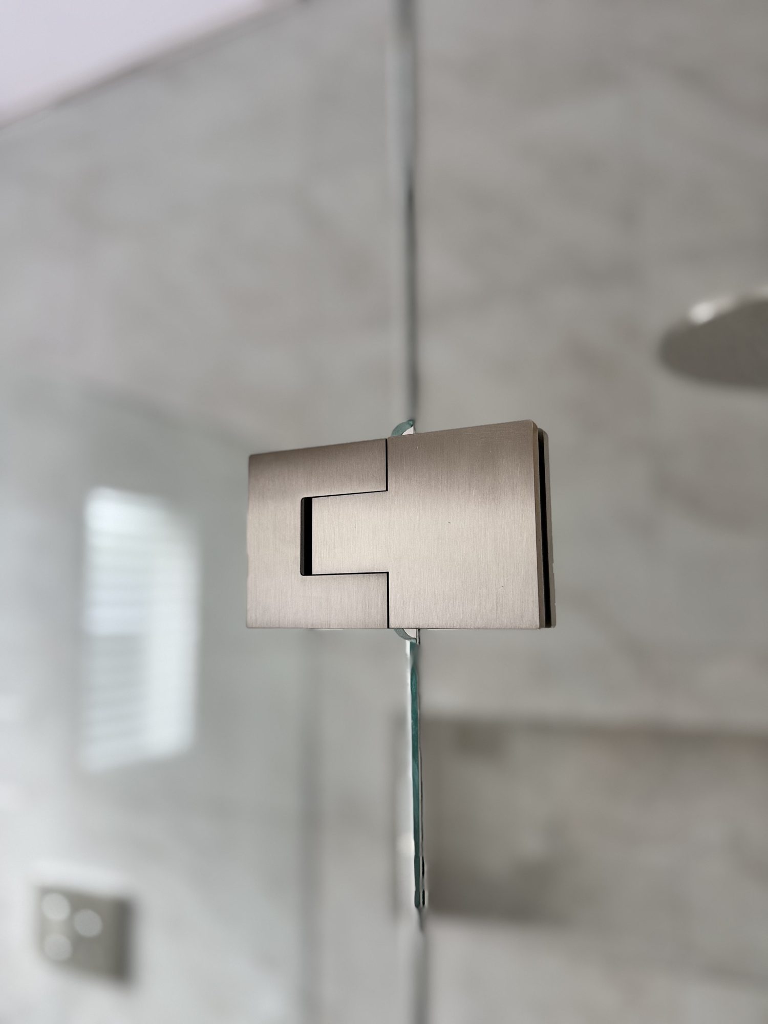 Bronze hinge detail — Adelaide, Unique Glass Solutions