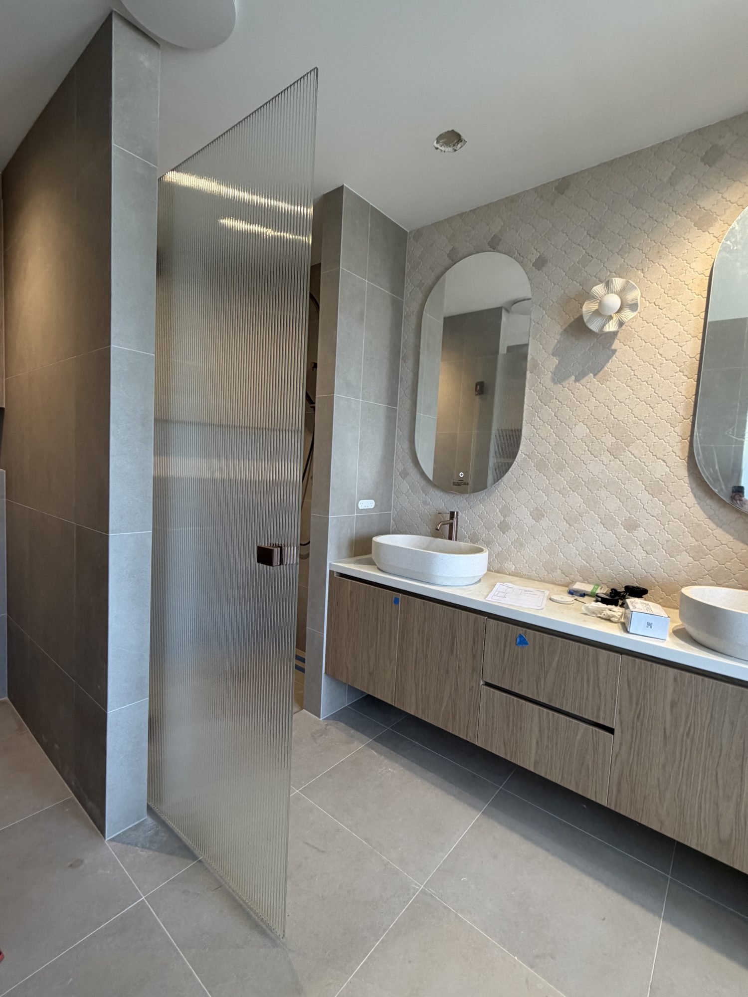 Frameless panel double vanity — Adelaide, Unique Glass Solutions