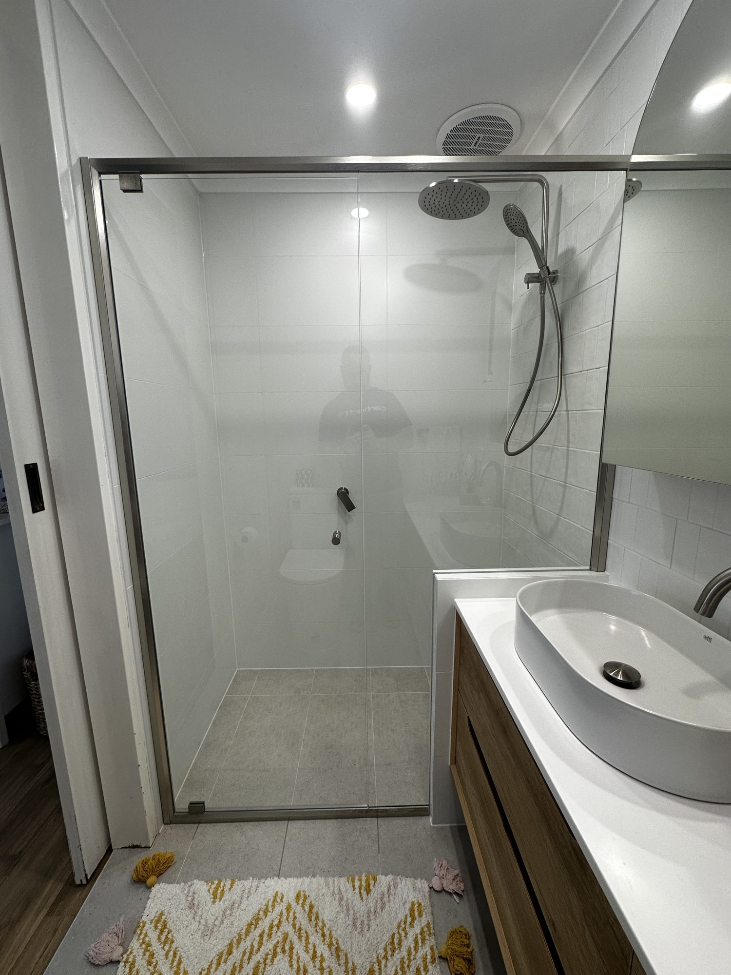 Chrome slider — Adelaide, Unique Glass Solutions