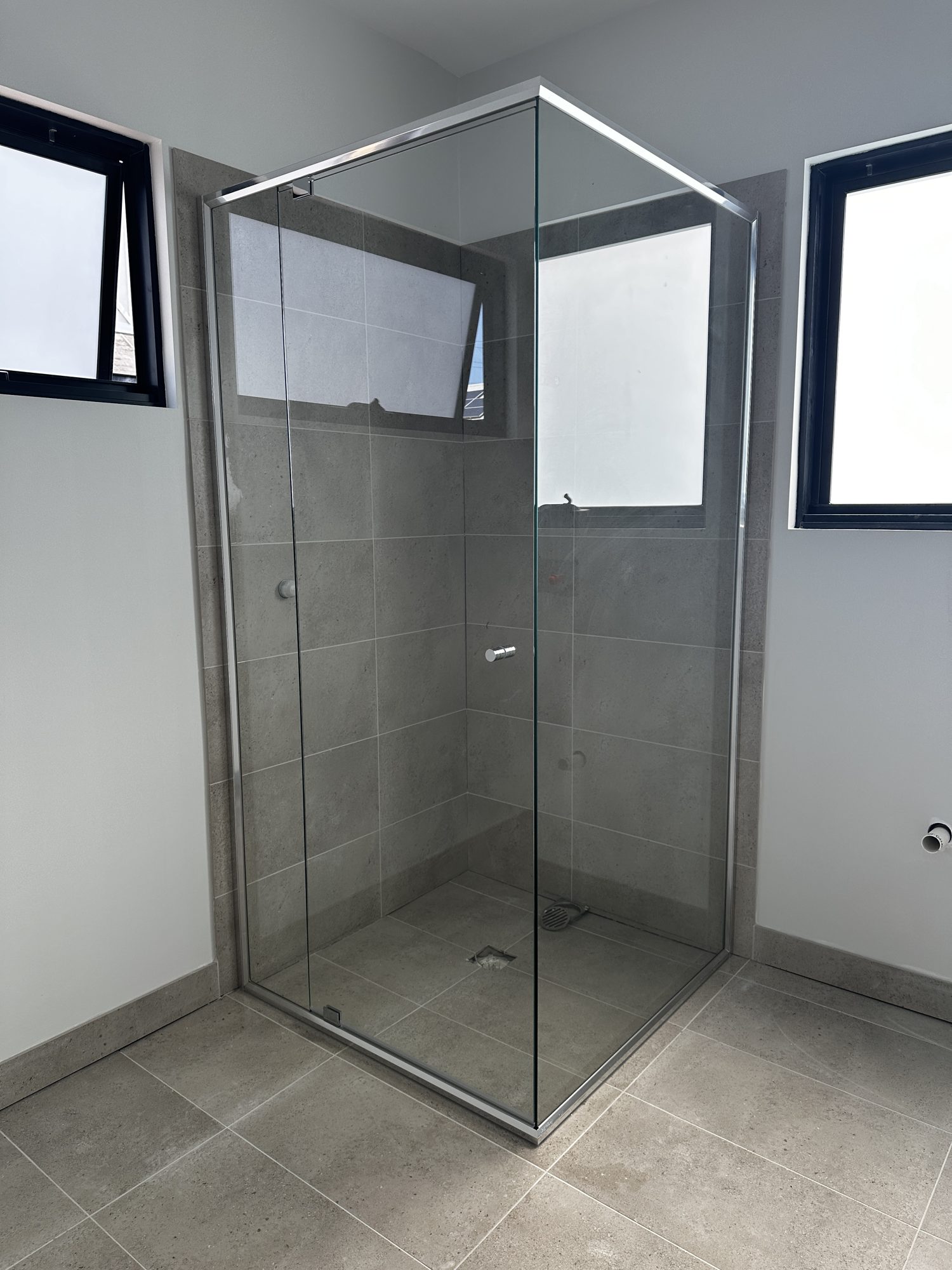 Chrome square corner — Adelaide, Unique Glass Solutions